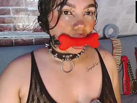 Snapshot of emma_bdsm_ chatting on June 3, 2026, 9:10 am emma bdsm online show from June 3, 2026, 9:10 am