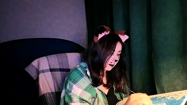 Snapshot of KattyySummer chatting on June 16, 2026, 8:20 pm KattyySummer online show from June 16, 2026, 8:20 pm