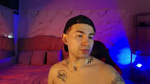 Snapshot of milocub chatting on June 6, 2026, 10:20 am milocub online show from June 6, 2026, 10:20 am