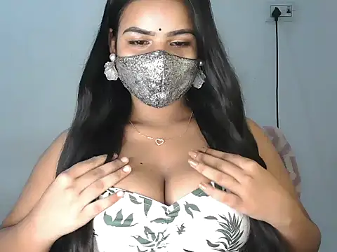 Snapshot of Curvy_Deepa chatting on July 20, 2026, 6:21 pm Curvy Deepa online show from July 20, 2026, 6:21 pm
