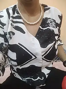 Snapshot of Anna_gougeous chatting on June 25, 2026, 4:21 am Anna gougeous online show from June 25, 2026, 4:21 am