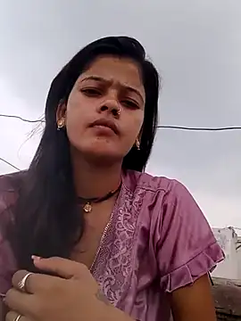 Snapshot of Hot_bhabi0123 chatting on July 9, 2026, 4:35 am Hot bhabi0123 online show from July 9, 2026, 4:35 am