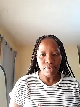 Snapshot of Miss_Bunny5 chatting on June 4, 2026, 7:35 am Miss Bunny5 online show from June 4, 2026, 7:35 am