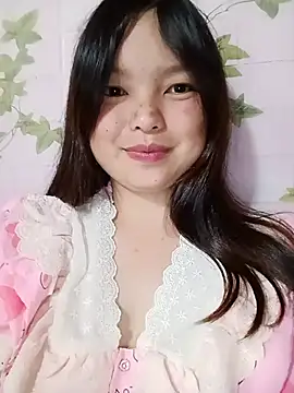 Snapshot of Linna-bae chatting on June 30, 2026, 1:55 pm Linna-bae online show from June 30, 2026, 1:55 pm