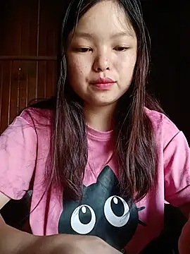Snapshot of Linna-bae chatting on July 22, 2026, 12:01 am Linna-bae online show from July 22, 2026, 12:01 am
