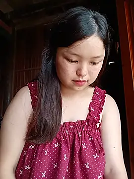 Snapshot of Linna-bae chatting on July 23, 2026, 9:06 am Linna-bae online show from July 23, 2026, 9:06 am