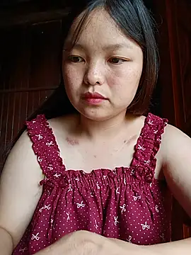 Snapshot of Linna-bae chatting on July 24, 2026, 9:38 am Linna-bae online show from July 24, 2026, 9:38 am