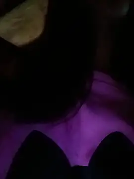 Snapshot of Linna-bae chatting on June 15, 2026, 12:33 am Linna-bae online show from June 15, 2026, 12:33 am