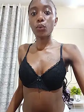 Snapshot of Sweet-Hennessy chatting on June 6, 2026, 7:30 pm Sweet-Hennessy online show from June 6, 2026, 7:30 pm