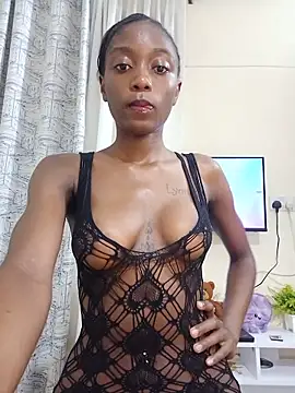 Snapshot of Sweet-Hennessy chatting on June 12, 2026, 4:49 pm Sweet-Hennessy online show from June 12, 2026, 4:49 pm