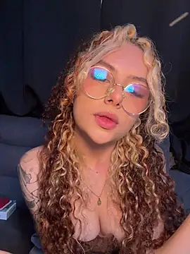 Joyce-fire online show from June 11, 2026, 12:32 am