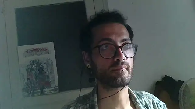 Snapshot of SamDr1nk0fficial chatting on July 9, 2026, 10:20 pm SamDr1nk0fficial online show from July 9, 2026, 10:20 pm