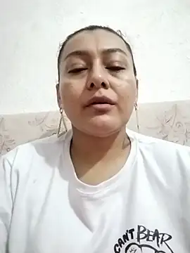 Snapshot of sussan_sexymilf chatting on July 24, 2026, 11:28 am sussan sexymilf online show from July 24, 2026, 11:28 am