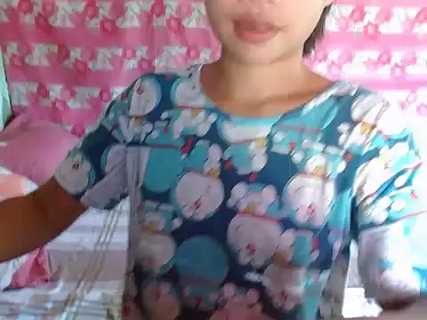 Itsme Foxy Shantale online show from June 27, 2026, 1:00 am