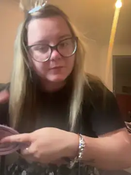 Snapshot of Sashasweetcherry chatting on June 10, 2026, 8:26 am Sashasweetcherry online show from June 10, 2026, 8:26 am