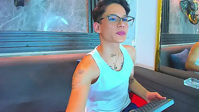 Brianhot0F online show from July 18, 2026, 11:19 am