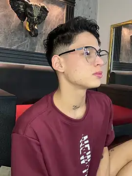 Brianhot0F online show from July 12, 2026, 12:39 pm