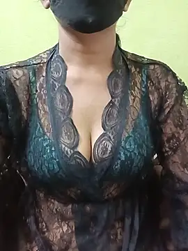 Snapshot of Maguva_22 chatting on July 1, 2026, 3:01 pm Maguva 22 online show from July 1, 2026, 3:01 pm