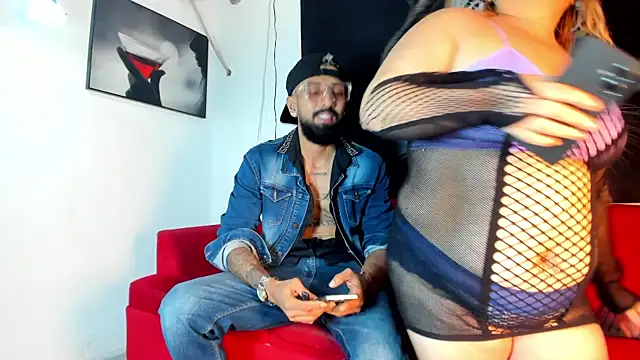 Snapshot of siham_sabha chatting on June 26, 2026, 3:45 am siham sabha online show from June 26, 2026, 3:45 am