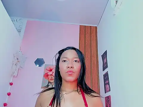 Snapshot of Aratnzacute chatting on June 9, 2026, 1:45 pm Aratnzacute online show from June 9, 2026, 1:45 pm