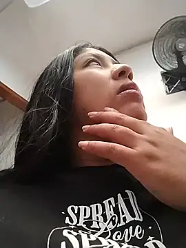 Snapshot of Amber_Herrera chatting on July 21, 2026, 12:17 pm Amber Herrera online show from July 21, 2026, 12:17 pm