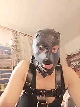 RubberFetischem online show from August 4, 2026, 12:59 am