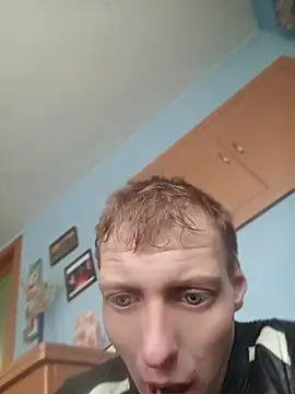 Snapshot of RubberFetischem chatting on March 15, 2026, 11:39 am RubberFetischem online show from March 15, 2026, 11:39 am