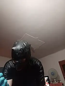 RubberFetischem online show from June 8, 2026, 3:07 am