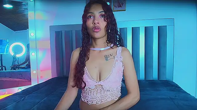 Aylin valerie online show from July 7, 2026, 7:39 pm