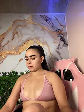 Snapshot of LILI_911 chatting on June 24, 2026, 9:45 pm LILI 911 online show from June 24, 2026, 9:45 pm