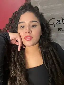 Snapshot of Antonella_Whitmore chatting on June 8, 2026, 1:11 am Antonella Whitmore online show from June 8, 2026, 1:11 am