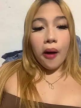Snapshot of zury_cute1 chatting on June 19, 2026, 6:30 am zury cute1 online show from June 19, 2026, 6:30 am