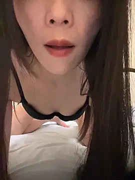 Snapshot of squirtqueen6 chatting on July 9, 2026, 4:06 pm squirtqueen6 online show from July 9, 2026, 4:06 pm