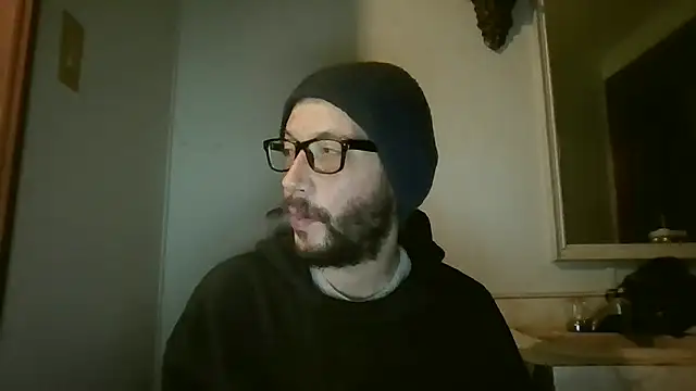 Snapshot of IggyGodsbane chatting on June 22, 2026, 1:08 pm IggyGodsbane online show from June 22, 2026, 1:08 pm