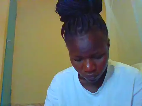 Snapshot of candycrusha chatting on June 7, 2026, 7:57 am candycrusha online show from June 7, 2026, 7:57 am