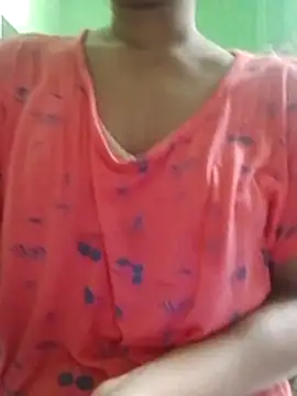 Snapshot of Marineii chatting on June 8, 2026, 6:03 am Marineii online show from June 8, 2026, 6:03 am