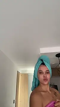 Snapshot of anto_f chatting on June 15, 2026, 3:01 pm anto f online show from June 15, 2026, 3:01 pm