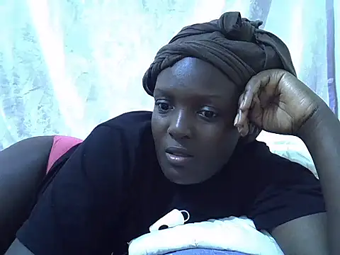 Hot-Zelinda online show from July 9, 2026, 4:17 pm
