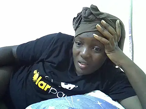 Hot-Zelinda online show from July 9, 2026, 3:51 am