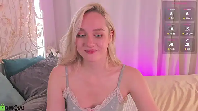 Snapshot of Chloe-Deccer chatting on July 26, 2026, 1:01 am Chloe-Deccer online show from July 26, 2026, 1:01 am