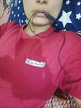 Shaina01 online show from June 18, 2026, 12:54 pm