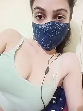 Shaina01 online show from July 6, 2026, 7:49 pm