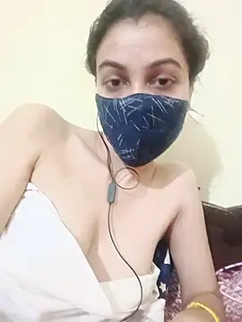 Shaina01 online show from July 19, 2026, 7:43 pm