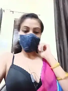 Shaina01 online show from June 9, 2026, 1:34 pm