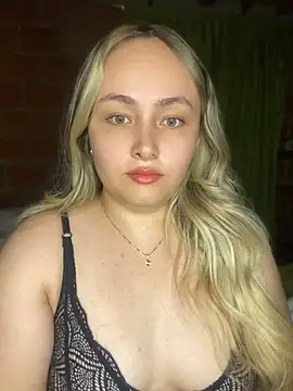 Snapshot of Rositafresitaa chatting on June 26, 2026, 1:55 am Rositafresitaa online show from June 26, 2026, 1:55 am