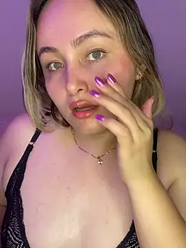 Snapshot of Rositafresitaa chatting on June 13, 2026, 2:20 am Rositafresitaa online show from June 13, 2026, 2:20 am
