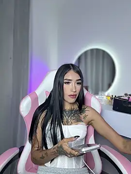 Snapshot of Babyygirl__ chatting on June 8, 2026, 2:34 am Babyygirl online show from June 8, 2026, 2:34 am