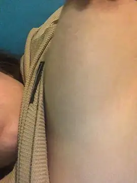 alexaparedes01 online show from July 19, 2026, 8:34 am