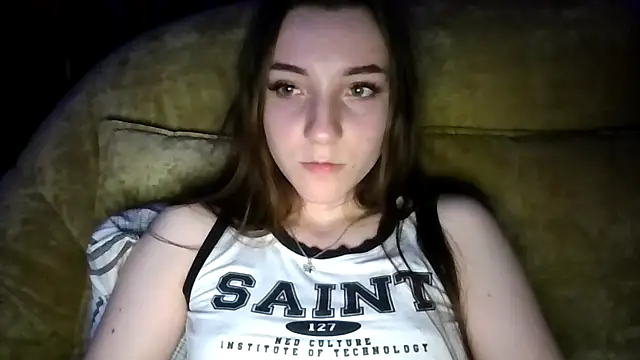 PollySecrettt online show from June 24, 2026, 11:46 pm