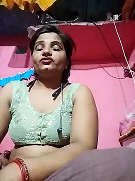 Snapshot of Cut_rani64 chatting on July 16, 2026, 10:29 pm Cut rani64 online show from July 16, 2026, 10:29 pm